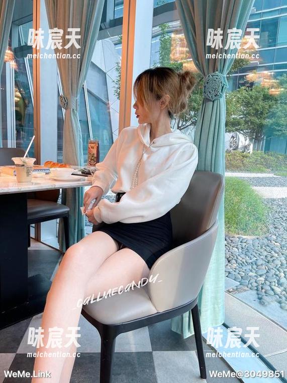 微密圈 - 泳衣加持，Callmecandy让你忘记减肥的愧疚，原图和图集齐上阵！