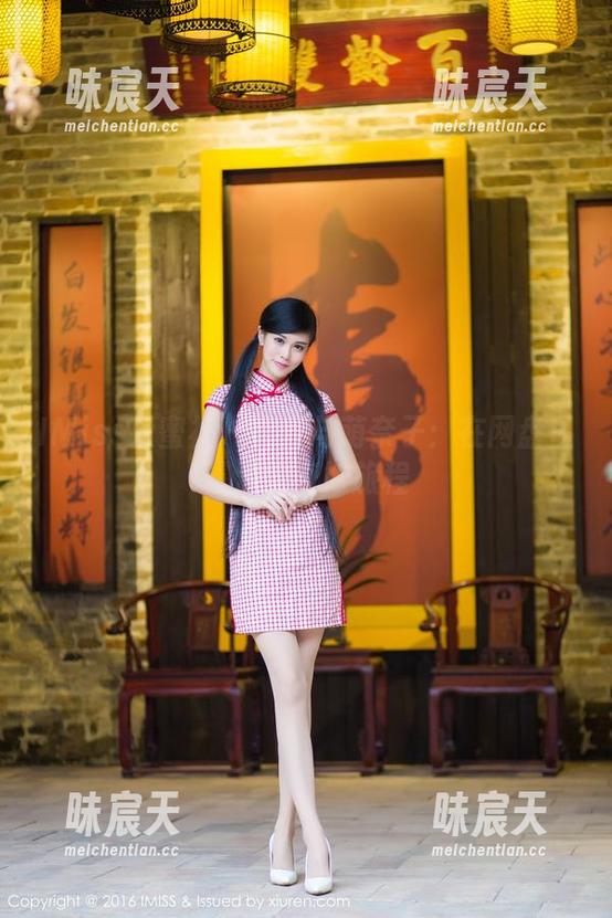 IMiss爱蜜社 - 肉丝与萌奈子:在网盘里漫游的奇妙旅程 IMiss爱蜜社 - 肉丝与萌奈子:在网盘里漫游的奇妙旅程