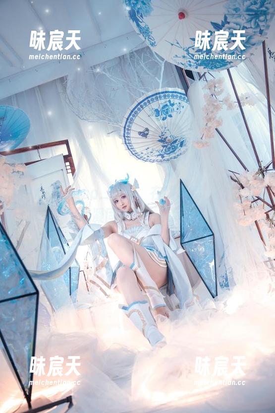 甜心的Luisa_零纱，在线写真，仿佛时间凝固在那一瞬间。
