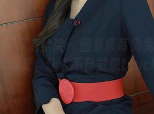MFStar模范学院 – 图集草莓兔兔：油亮的感觉，让人不自觉想touch