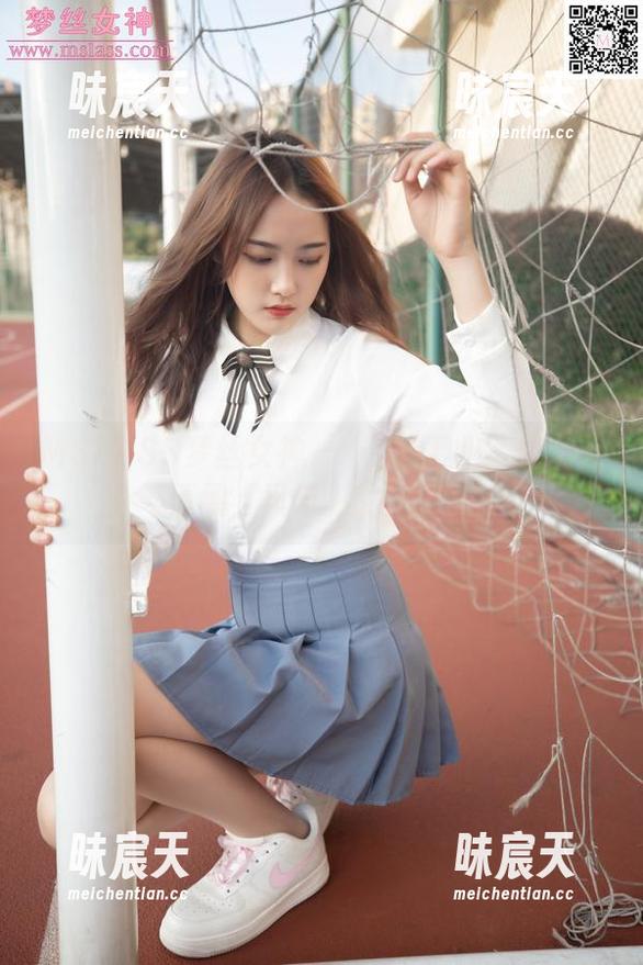 MSLASS梦丝女神 - 玥玥的工业区旗袍高清展，风与影的交响曲
