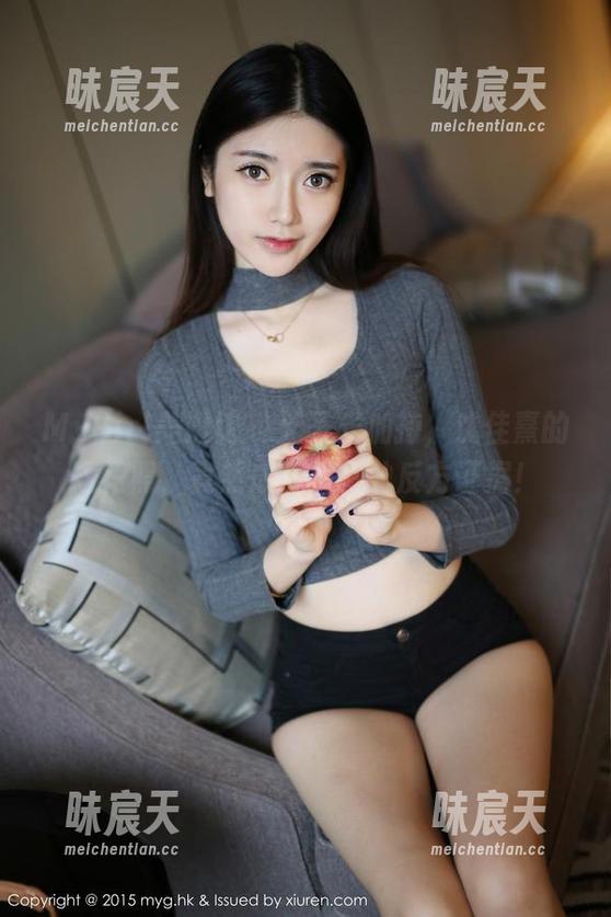 MyGirl美媛馆 - 无圣光加持，沈佳熹的短裙照，竟然成了美图的反方证据！