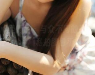 MyGirl美媛馆 – 与众不同的居家风格，“豆baby”私拍图包不容错过。
