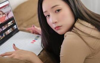 Pia(피아)的在线校园知更鸟，带你找到那些特立独行的美图！
