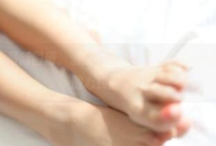 ROSI泳装：最新图册，清凉一夏，快来找找能不能把那颗沙雕的心找回来？