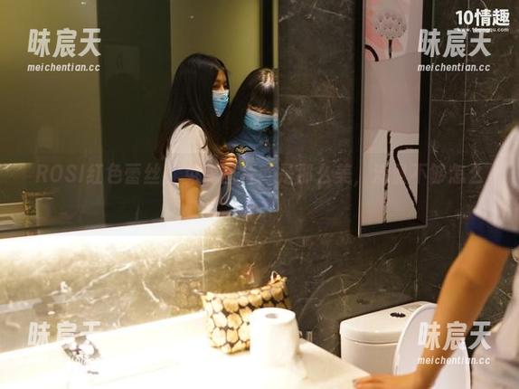 ROSI红色蕾丝，免费图片就是那么美，流量不够怎么办？