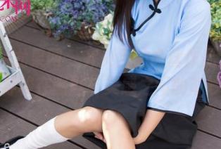 UGirls尤果网 – 齐贝贝的肉丝作品集：这是一个穿梭在幽默与美感之间的奇妙旅程！