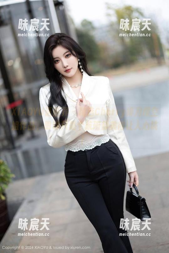 XIAOYU语画界 - 精选Cherry绯月樱空姐作品，明明只是个航班却美得让人心跳！