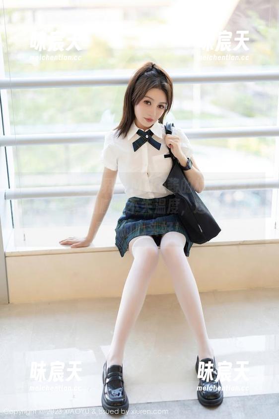 XIAOYU语画界 - Miko酱的棉袜全集真是种享受：细腻而不失温度，这原图简直是我的心头好！