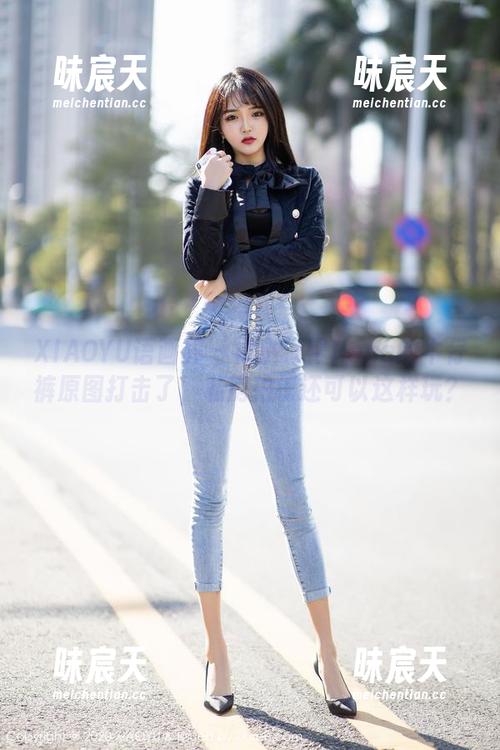 XIAOYU语画界 - 被小海臀Rena的牛仔裤原图打击了，私房拍摄还可以这样玩？