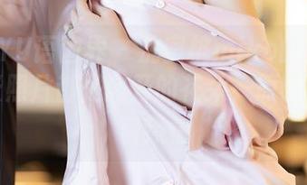 XIAOYU语画界 – 沈蜜桃miko的夏天：每一张照片都是盛开的花朵，原图里谱写着热情