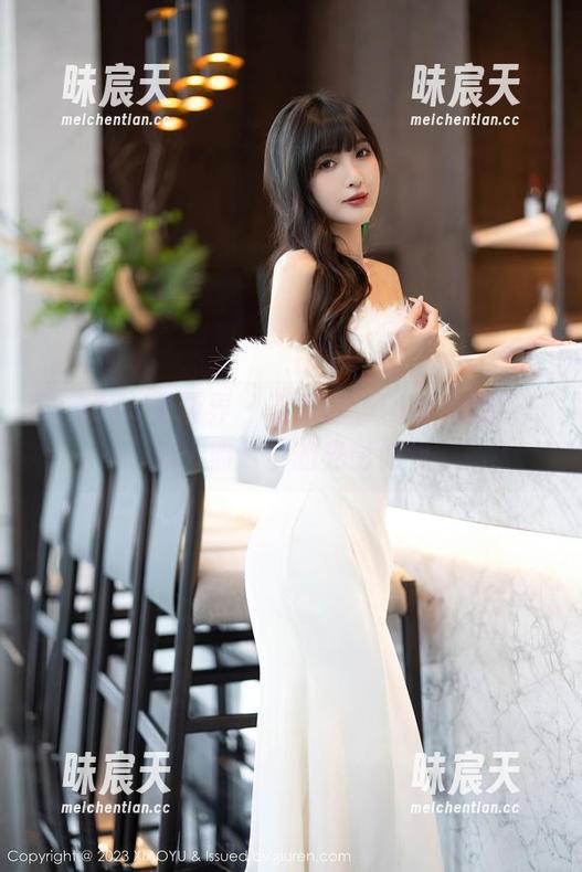 XIAOYU语画界 - 王馨瑶yanni的镂空影像：照片中的光影游戏