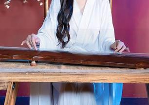 Xiuren秀人网 – 下载这些南初妹妹的灰丝套图，想不被吸引都难！