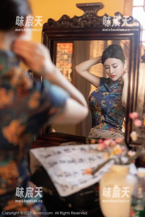 Xiuren秀人网 - 细品蕊蕊ruirui的定制礼服：这组图片背后有多少小尴尬？