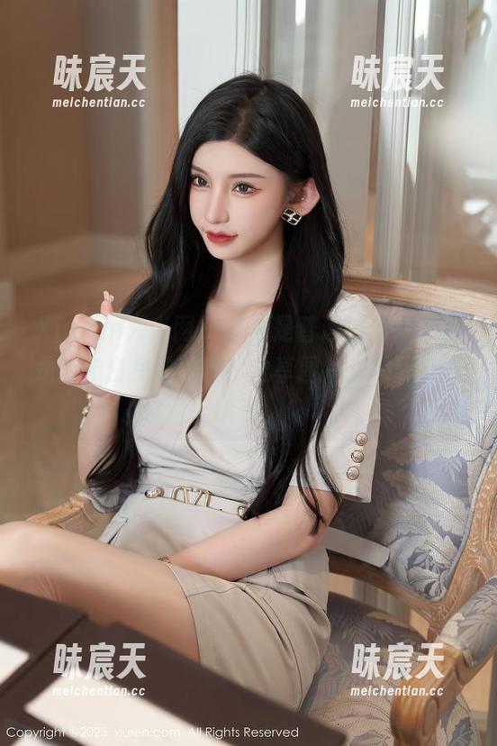 Xiuren秀人网 - 这不是普通的丝袜，这是西希白兔的秘密！分享图片，揭秘魅力所在。