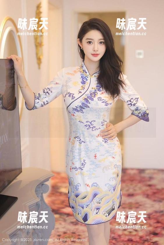 Xiuren秀人网 - 光影交错下的软软酱：她真是天使吗？原图图片告诉你真相！