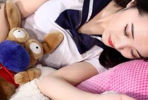 partycat轰趴猫 – 原图展示：杨晨晨sugar的短裙，点击下载让你心动！
