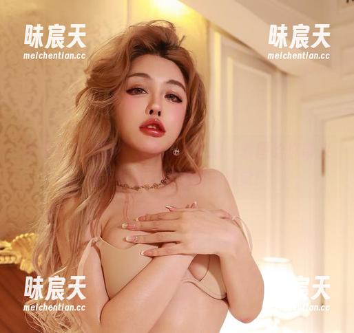 微密圈 - 当职业装遇见于芷晴，套图给你带来的不仅是工作的第一感觉！