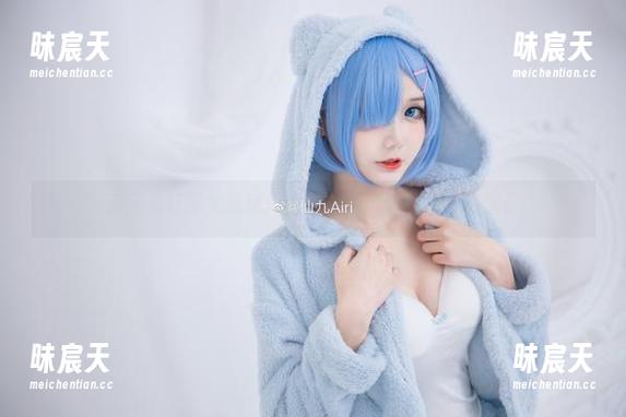 无圣光写真大揭秘：仙九Airi和她的圣诞奇遇记
