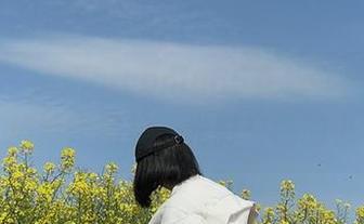 微密圈 – 俏妞qiaoniu66在秘书背后的世界：精选作品集，光影交错的小秘密