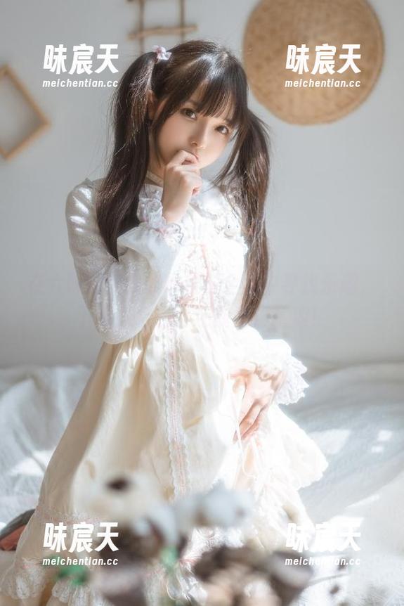在六味帝皇酱的幼稚园全集中寻找乐趣，下载之后没准还能重温童趣！