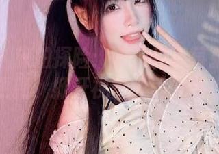 微密圈 – 旅拍探险：十万口草莓粥粥的原图更新，掀开视觉的美好面纱！