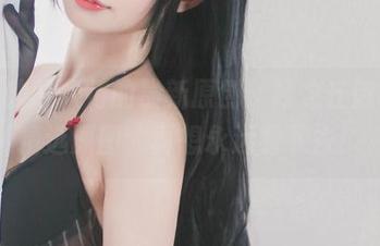 十万珍吱伏特的最新原创，霞之丘诗羽的精选原图，真想永远看下去！