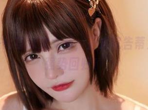 千夜未来化身泳池女神，正式宣告蒂法泳衣的强势回归！