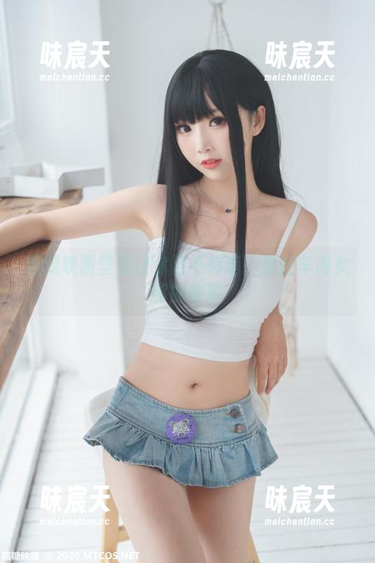 喵糖映画壁纸让你目不转睛：那些车内女郎的故事