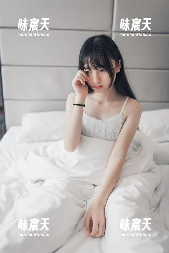 当运动体操服遇上喵糖映画，写真资源里藏着秘密！