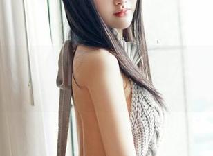 嗲囡囡 – 当壁纸遇上张俊佳：旅拍合集里那些不经意的美