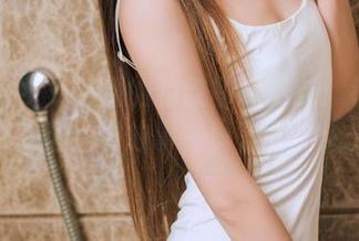 头条女神 – 语溪的豹纹写真更新：每一帧都在悄悄讲故事，真是会勾人。