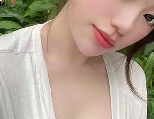 微密圈 – 点开奶宝妹纸的作品，紫色韵味让我瞬间心动！
