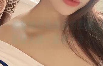 微密圈 – 奶宝妹纸最新美图更新，剧情简直让人想一直刷下去。