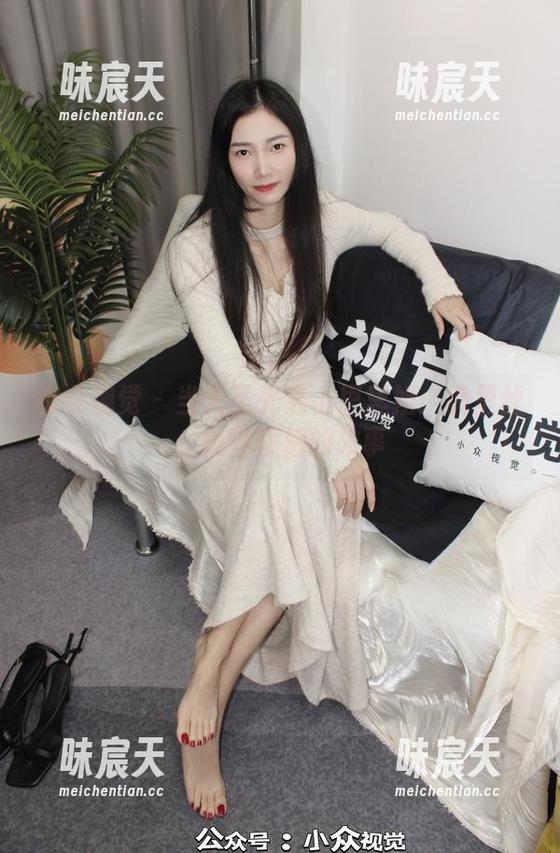 小众视觉 - 当无圣光遇上思思姐:裤里丝,妆容背后的故事 小众视觉 - 当无圣光遇上思思姐:裤里丝,妆容背后的故事