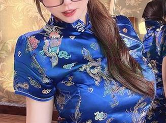 微密圈 – 张思允的内衣写真，三亚的海也忍不住想要借个光的资源！