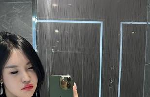微密圈 – 张鑫baby的黑色束带镂空Play图集更新：来看看这条束带怎么玩出花样！