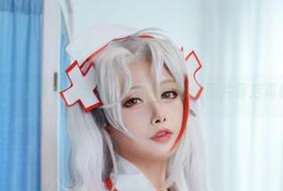 不只是泳衣：念念_D白色竞泳的图片背后真相