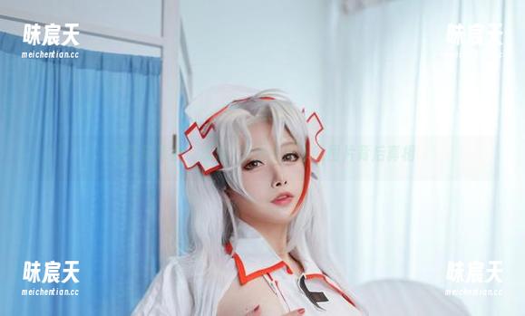 不只是泳衣：念念_D白色竞泳的图片背后真相