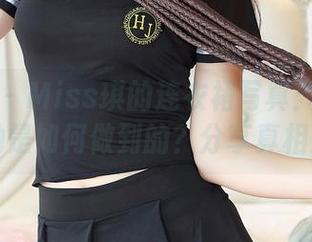 果团网 – Miss琪的连衣裙写真：想问问她是如何做到的？分享真相！
