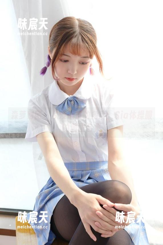 森萝财团 - 从没想过的角度：Sia体操服的美图合集