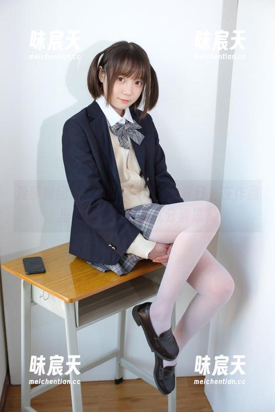 森萝财团 - 小奶糕Milky的夏日，在作品里藏着几分懒散几分清凉？