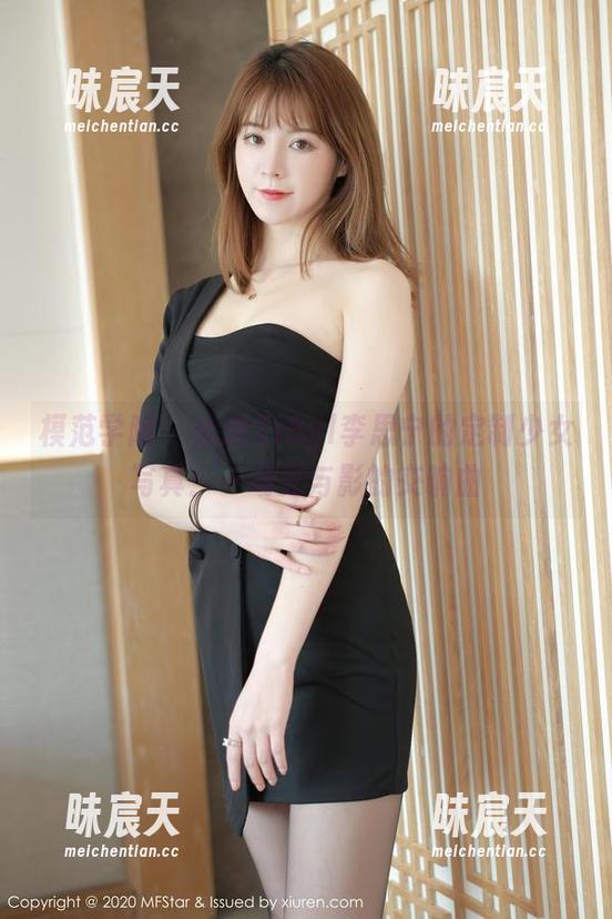 模范学院 - 走进SiByl李思宁的定制少女写真:一场光与影的交响曲 模范学院 - 走进SiByl李思宁的定制少女写真:一场光与影的交响曲