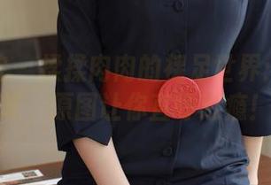 模范学院 – 揉揉肉肉的裸足世界：在线品味，原图让你直呼过瘾！