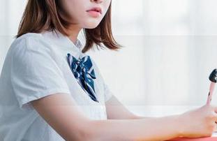 波萝社 – 柳侑绮的夏日原图与图包：当清新的空气都开始嫉妒你的好心情！
