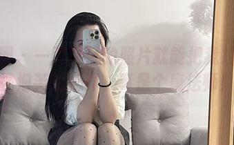 微密圈 – 一张夏日的照片就能把我拉入玫桃泡芙的世界，真是个魔法师！