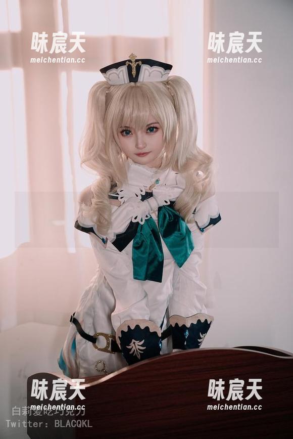 从白莉爱吃巧克力的视角看妹妹，私房照竟如此迷人