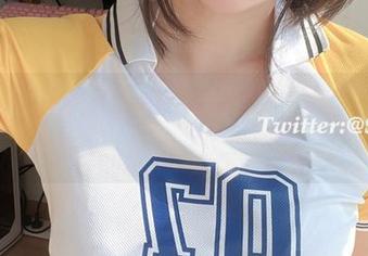 小萌妹的COS世界，眼酱大魔王w的小学妹合集来袭！