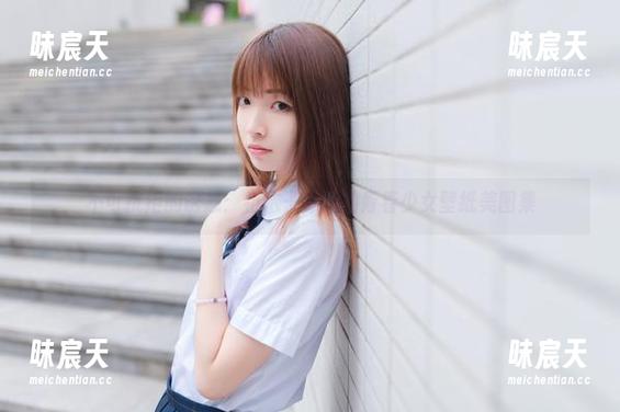 不可抗拒的诱惑：祖木子打造的青春少女壁纸美图集