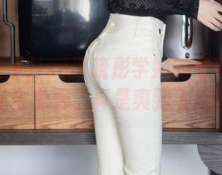 秀人网 – Elise谭晓彤学妹的写真合集上线，完全免费，真是爽到飞起的福利